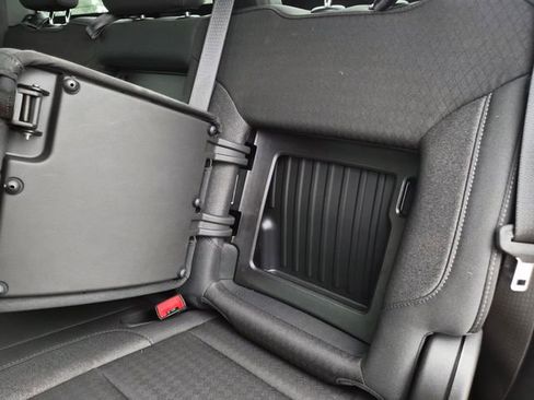 Used 2024 GMC Sierra 1500 Elevation image 38