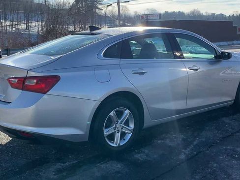 Certified 2021 Chevrolet Malibu LS image 8