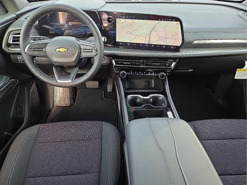 New 2026 Chevrolet Traverse LT w/ Driver Confidence Package image 12