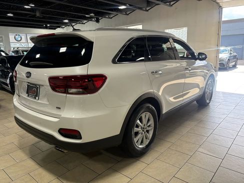 Used 2020 Kia Sorento LX w/ LX I4 Convenience Package AWD/4WD image 22