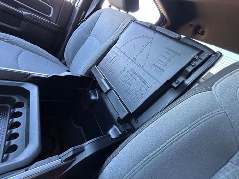 Used 2024 RAM 2500 Big Horn w/ Off Road Package image 25