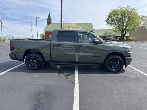 New 2026 RAM 1500 Express AWD/4WD image 8