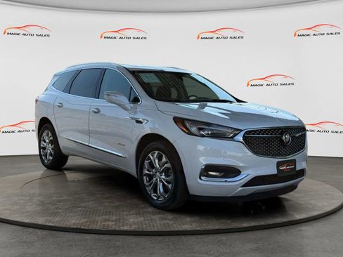 Used 2021 Buick Enclave Avenir w/ Avenir Technology Package AWD/4WD image 4
