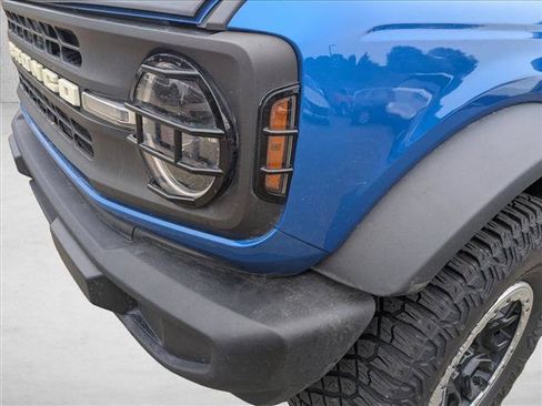 Used 2022 Ford Bronco 4-Door w/ Sasquatch Package AWD/4WD image 9