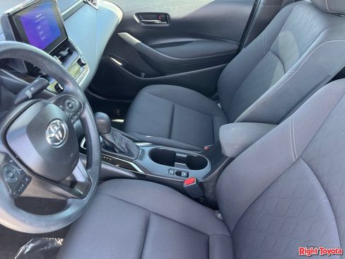 Certified 2025 Toyota Corolla LE FWD image 21