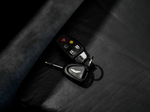 Used 2006 Aston Martin DB9 Volante image 54