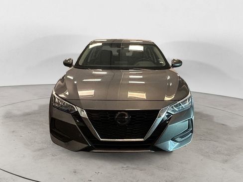 Used 2023 Nissan Sentra SV image 9