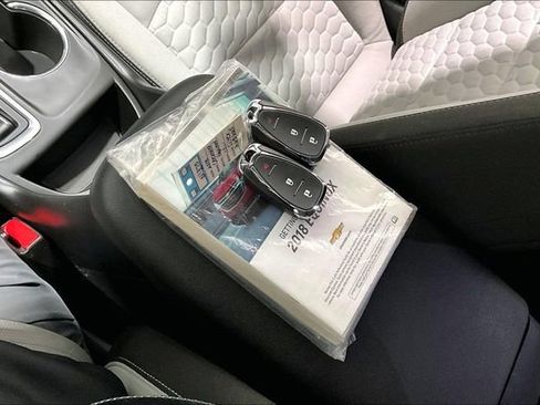 Used 2018 Chevrolet Equinox LS image 36