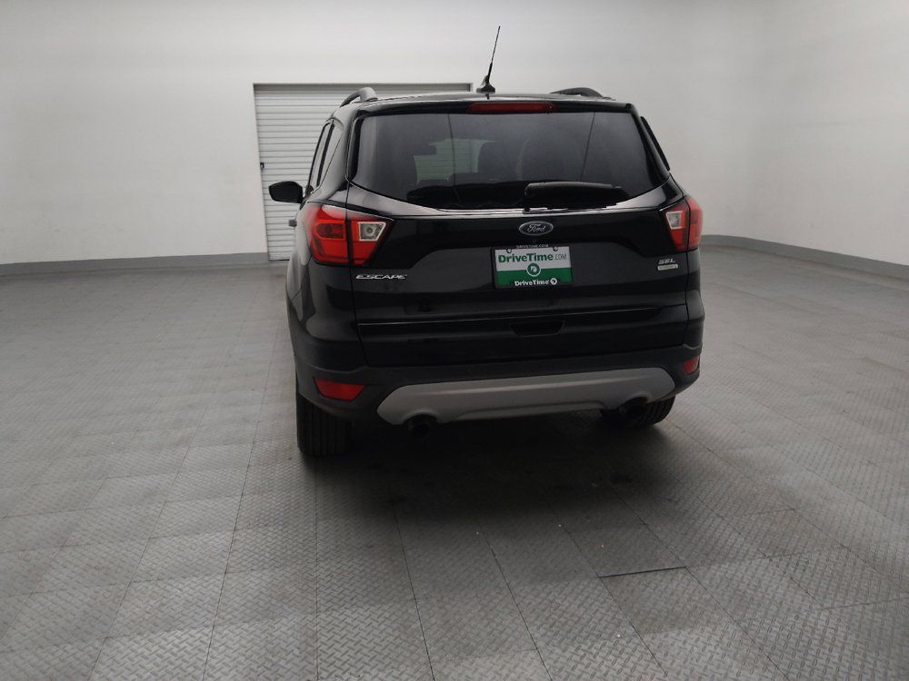 Used 2019 Ford Escape SEL FWD image 6