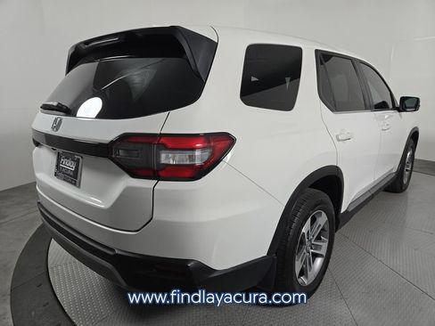 Used 2024 Honda Pilot EX-L image 6