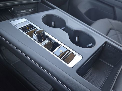 New 2026 Volkswagen Atlas SE image 17