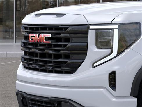 New 2024 GMC Sierra 1500 Elevation image 13