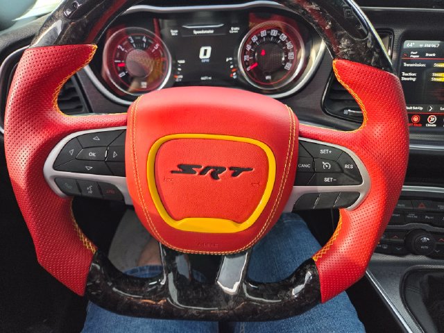Used 2017 Dodge Challenger R/T Scat Pack w/ Leather Interior Group RWD image 22