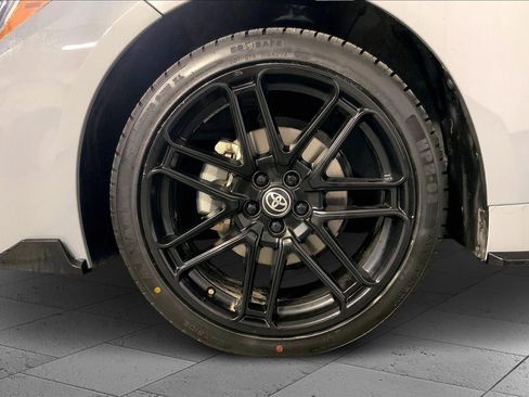 Used 2022 Toyota Corolla SE image 9