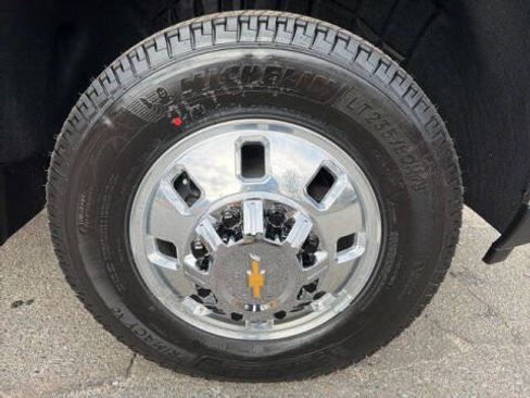 New 2026 Chevrolet Silverado 3500 LTZ w/ LTZ Convenience Package image 57