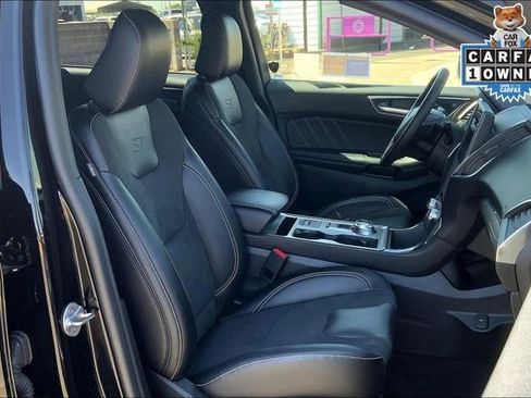Used 2022 Ford Edge ST image 7