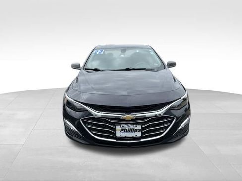 Used 2022 Chevrolet Malibu LS FWD image 2