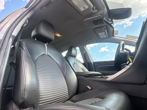 Used 2022 Toyota Camry SE FWD image 26