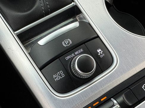 Used 2022 Kia Stinger GT1 image 32