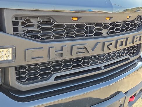 Used 2019 Chevrolet Silverado 1500 RST image 6