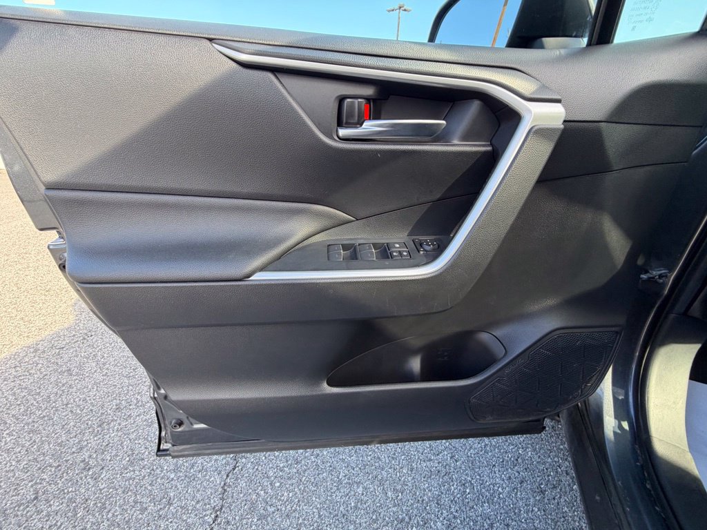 Used 2023 Toyota RAV4 SE w/ Weather & Moonroof Package AWD/4WD image 14