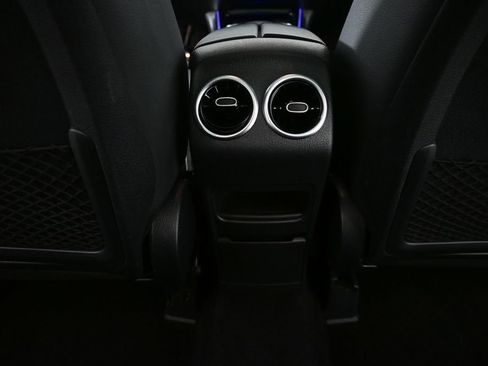 Certified 2023 Mercedes-Benz GLB 250 image 18