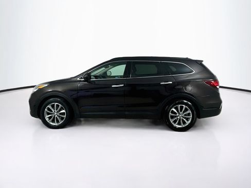 Used 2018 Hyundai Santa Fe SE AWD/4WD image 4
