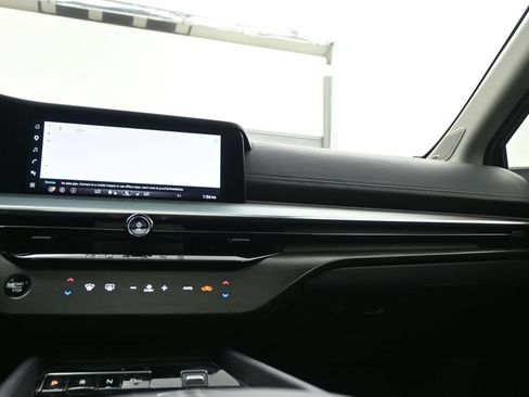 Certified 2025 Nissan Murano SL AWD/4WD image 16