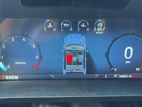Used 2025 Ford F150 Lariat AWD/4WD image 11