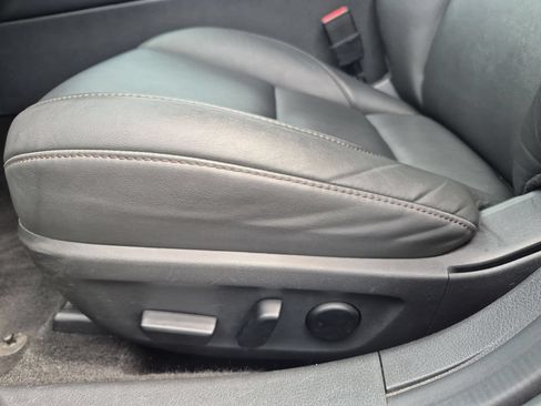 Used 2025 MAZDA MAZDA3 s FWD image 14