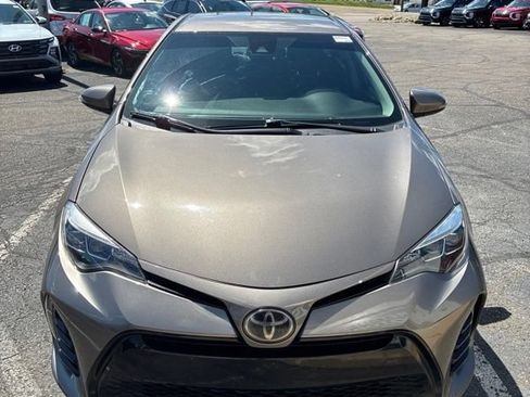 Used 2019 Toyota Corolla SE FWD image 1