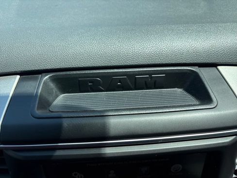 Used 2017 RAM 1500 Lone Star RWD image 29