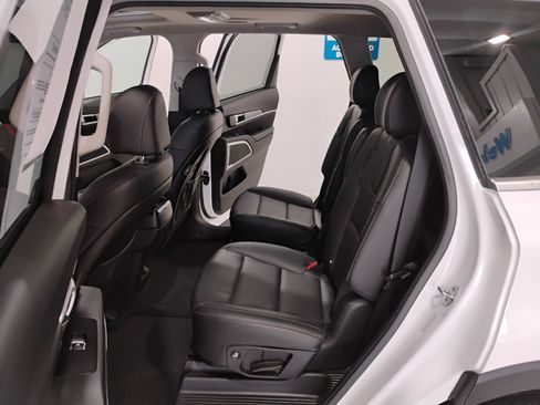 Used 2021 Kia Telluride S image 15