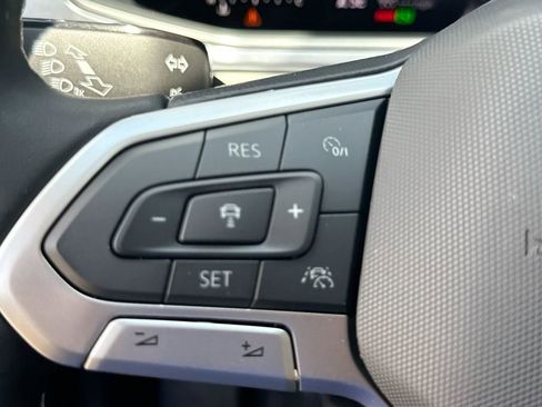 New 2026 Volkswagen Taos SE FWD image 26