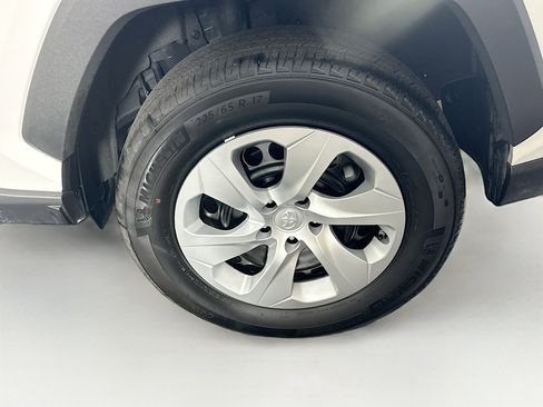 Used 2025 Toyota RAV4 LE image 11