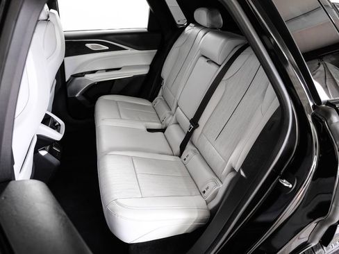 Used 2024 Cadillac Lyriq Luxury RWD image 39