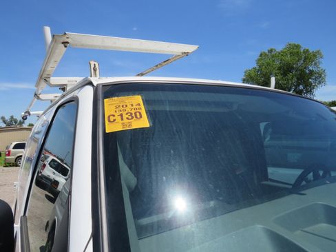 Used 2014 Chevrolet Express 3500 image 31