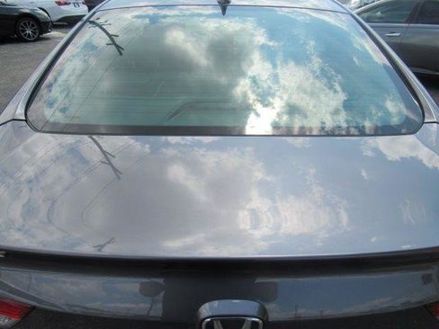 Used 2018 Honda Accord EX-L image 13