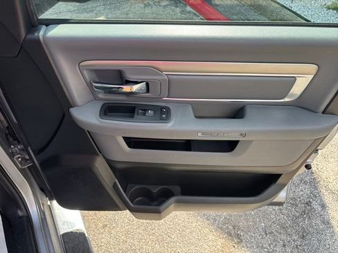 Used 2019 RAM 1500 Big Horn RWD image 62