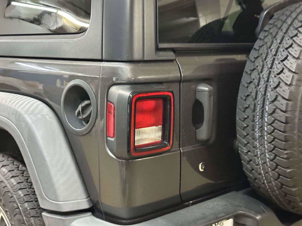 Used 2018 Jeep Wrangler Unlimited Sport S AWD/4WD image 27