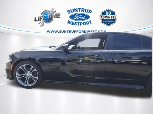 Used 2022 Dodge Charger R/T RWD image 2