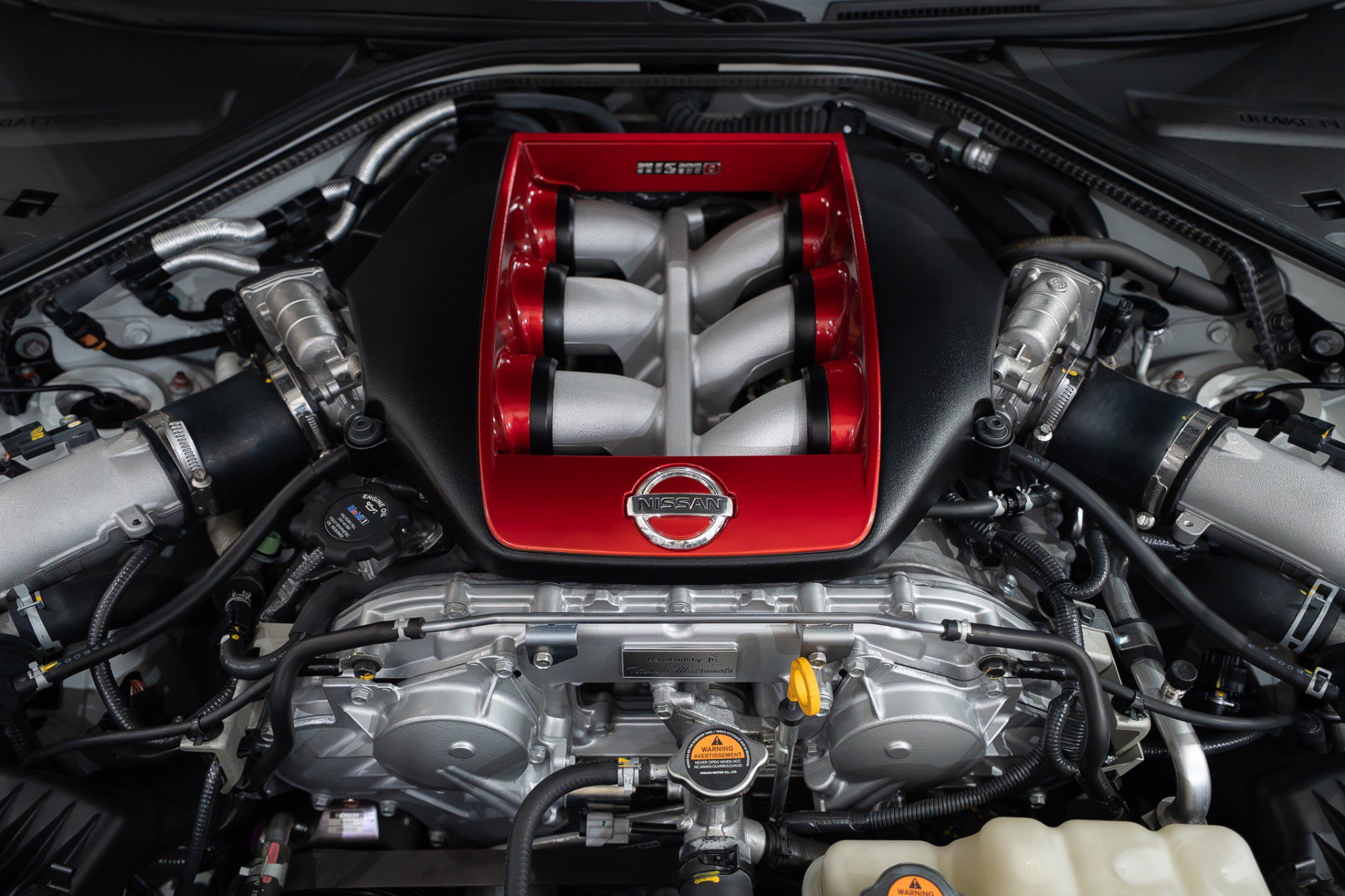 Used 2016 Nissan GT-R NISMO AWD/4WD image 61