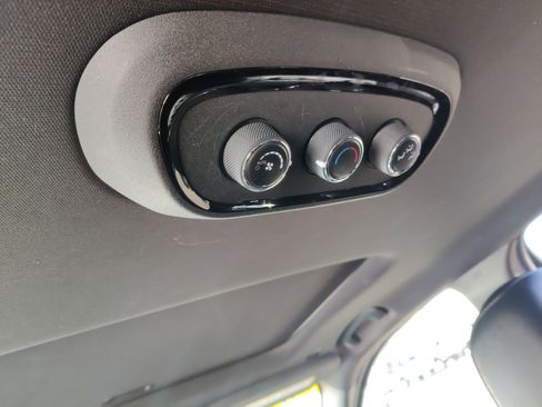 Used 2021 Dodge Durango R/T w/ Blacktop Package image 33