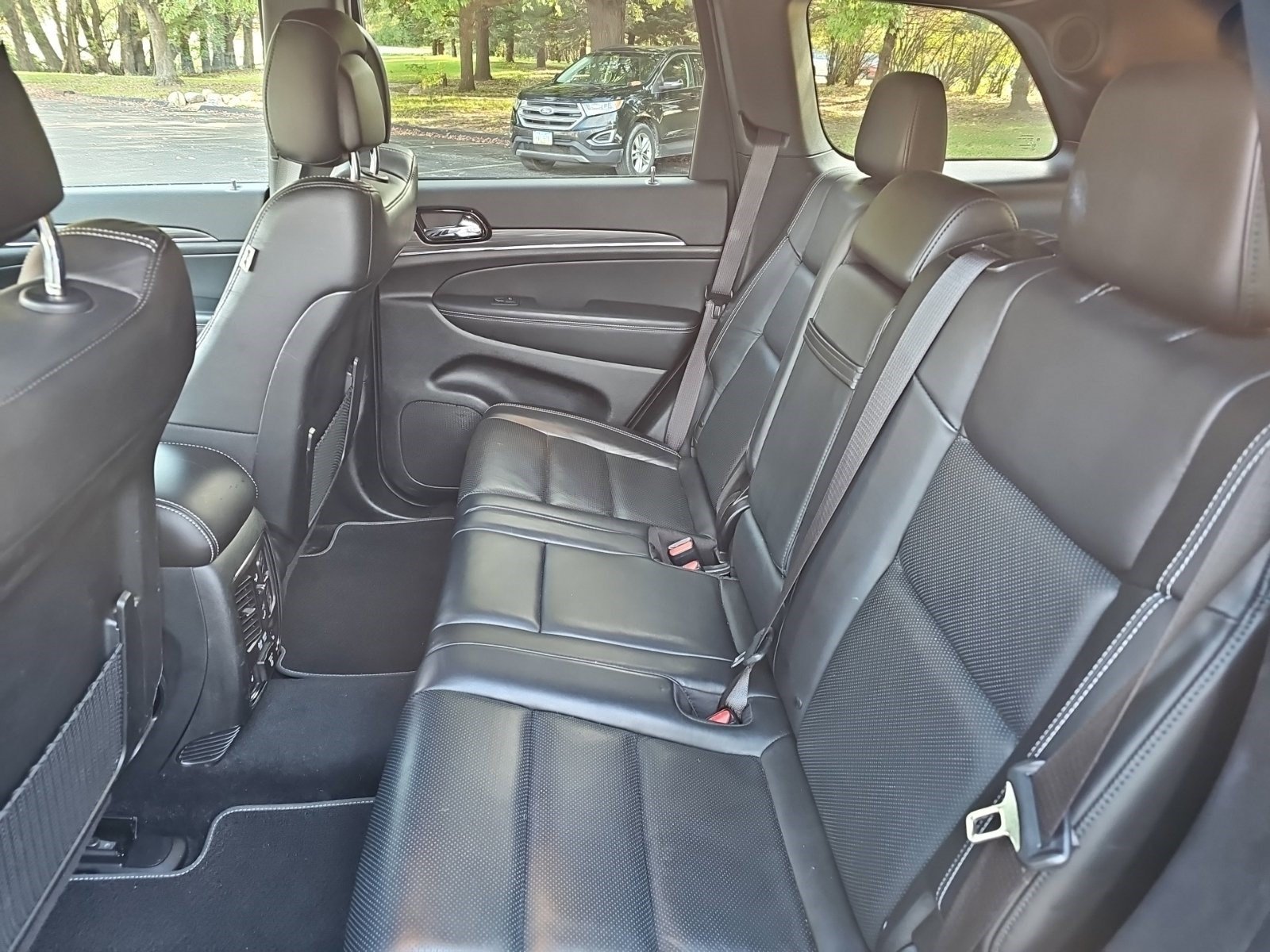Used 2021 Jeep Grand Cherokee Limited w/ Quick Order Package 2GK 80th AWD/4WD image 17