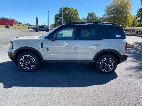 New 2025 Ford Bronco Sport Outer Banks image 4