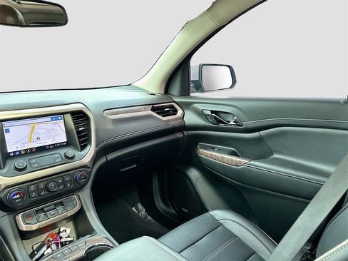 Used 2020 GMC Acadia Denali w/ LPO, Floor Liner Package image 25