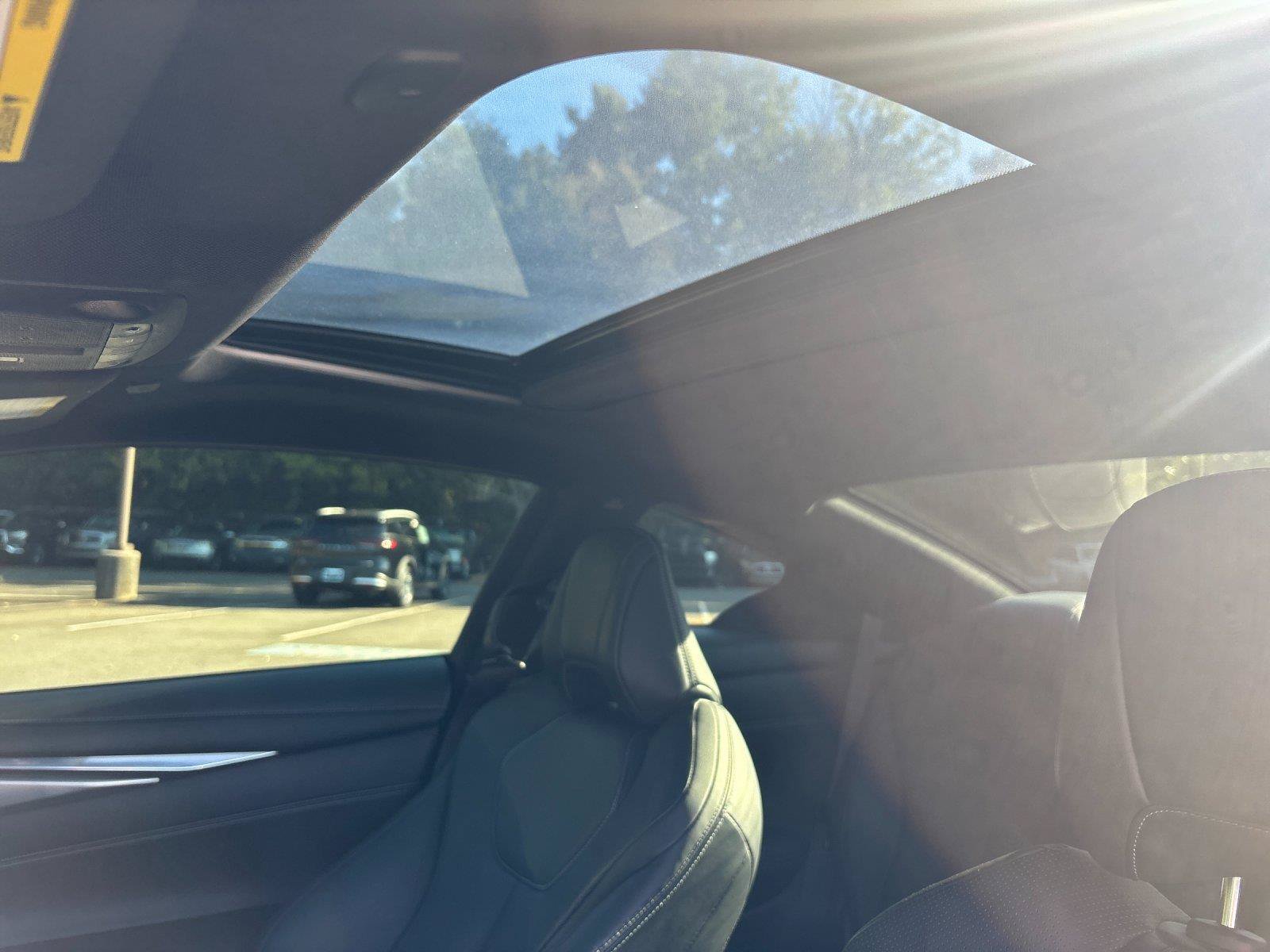 Used 2022 INFINITI Q60 3.0t Luxe w/ Essential Package RWD image 31