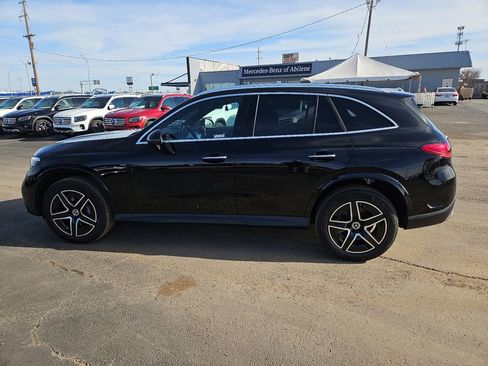 New 2026 Mercedes-Benz GLC 300 4MATIC image 3