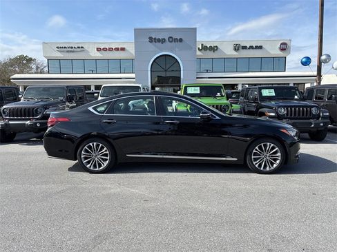 Used 2017 Genesis G80 3.8 w/ Option Group 02 image 4