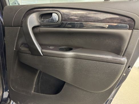 Used 2016 Buick Enclave Leather image 25
